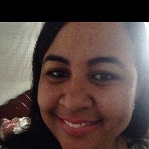 Meet your Posher, Lina